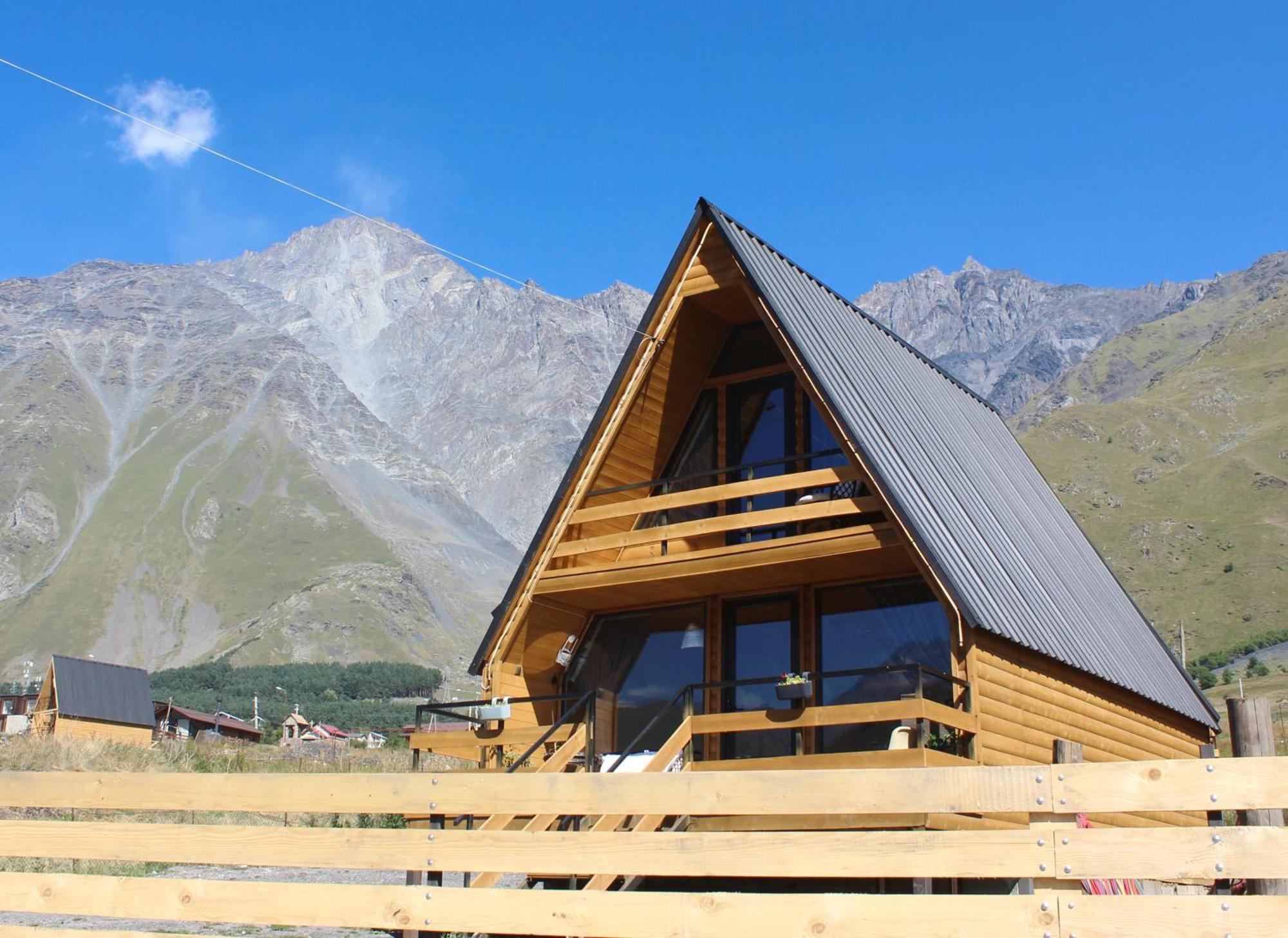 Kazbegi Folk Lejlighed Eksteriør billede